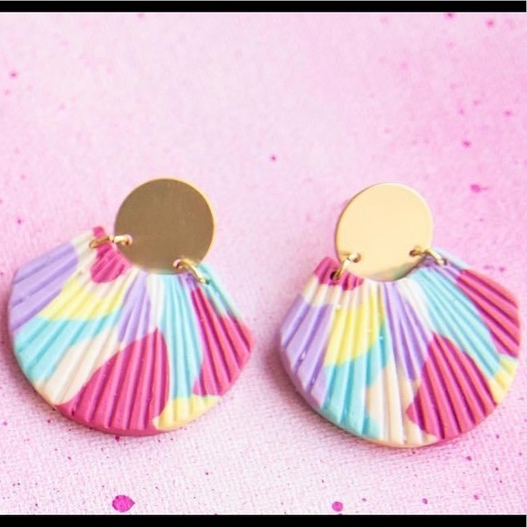 New clay multi color earrings - Picture 2 of 4